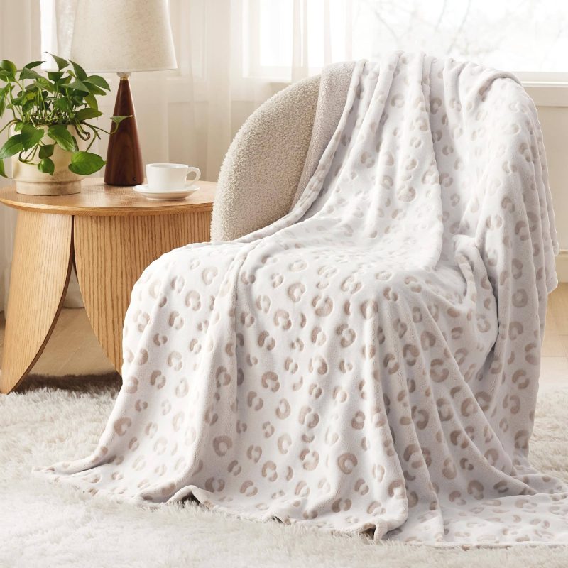 05 BrownLeopardThrow 50 x60 02