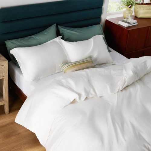 King 104 x90 01 IvoryWhite NoComforter 02