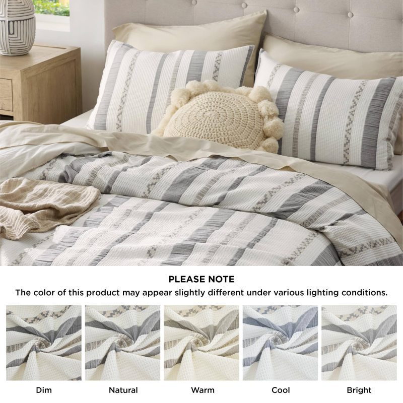 King 104 x90 StripWhite NoComforter 05