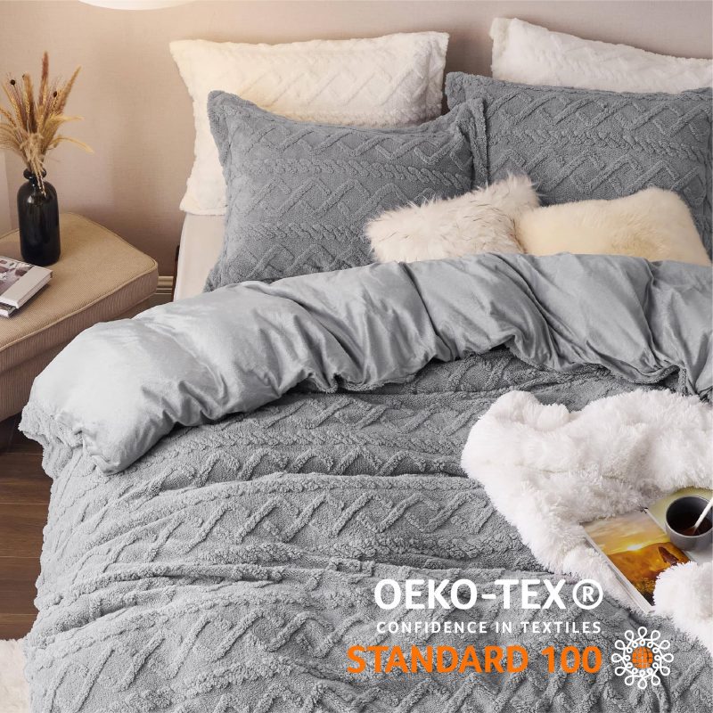 Queen 90 x90 Gray NoComforter 03